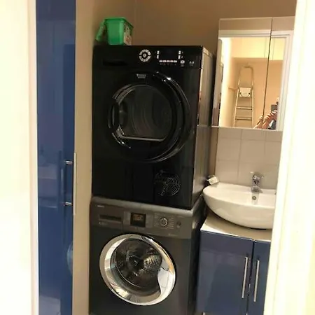 2 Rustique - Bastille Centre Apartment *